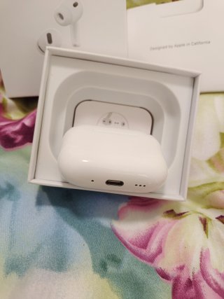 AirPods Pro 3 Bianchi
