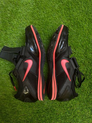 Zapatillas Nike Zoom TJ Atletismo Salto