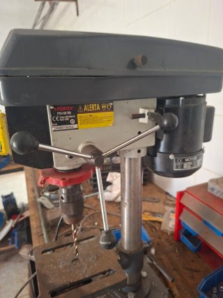 Taladro de sobremesa ALEKIA
