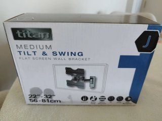 Titan Soporte TV Inclinable y Giratorio