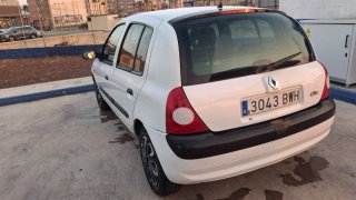 clio 2 2002