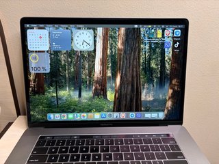 MacBook Pro 15 2018 Intel i9 32GB RAM 512GB SSD