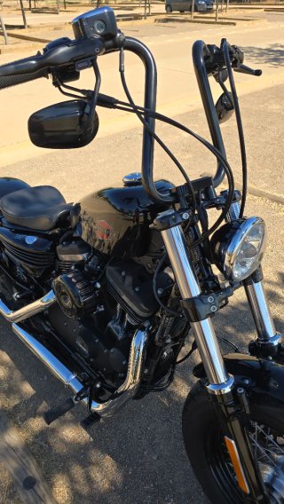 Harley Davidson Forty Eight Negra
