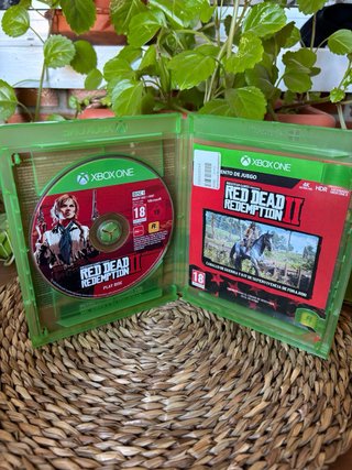 Xbox Series S + 2 Mandos y 3 Juegos