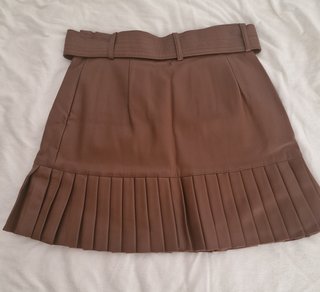 Falda Zara efecto piel marrón - Talla S