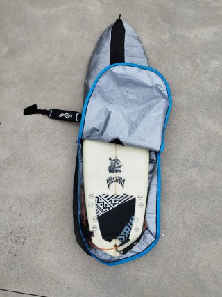 Tabla Surf Lost Motivator 6'2 + Funda