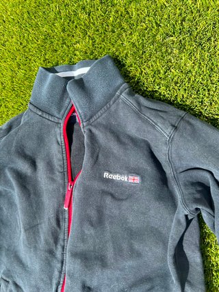 Chaqueta Chándal Reebok Classic Negra Y2K