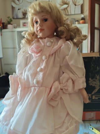 Muñeca porcelana 45 cm