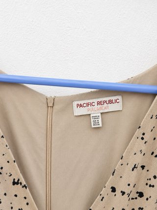 Vestido beige estampado