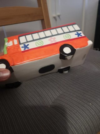 Hucha autobús naranja decorado