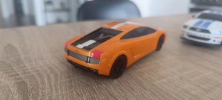 Lote Ford Mustang y Lamborghini Gallardo