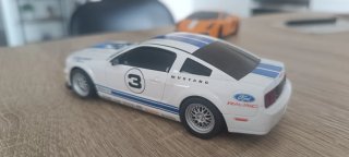 Lote Ford Mustang y Lamborghini Gallardo