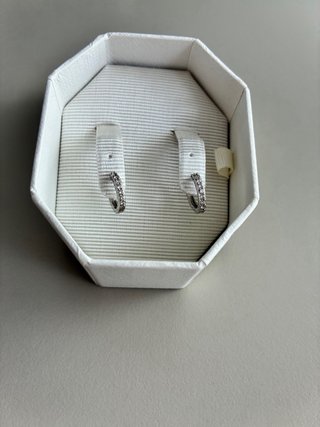 Aros de plata con brillos