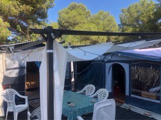 Carpa exterior tela y metal