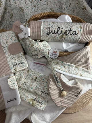 Canastilla nacimiento personalizada bebé