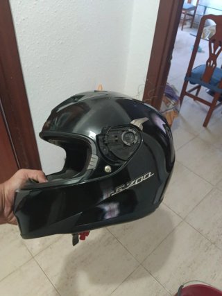 Casco Shark S700 Negro le falta la visera