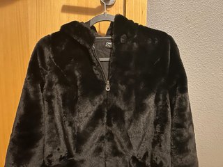 Abrigo Negro Pelo