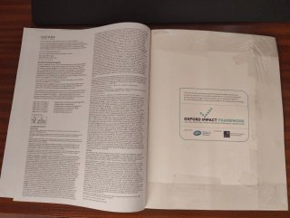 English File 5th Edition B1. Student's Book and...
