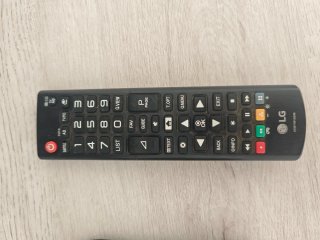 Televisor TV LG 24 24MT49DF-PZ