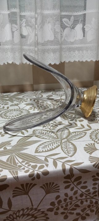 Centro de mesa vintage de cristal tallado con base