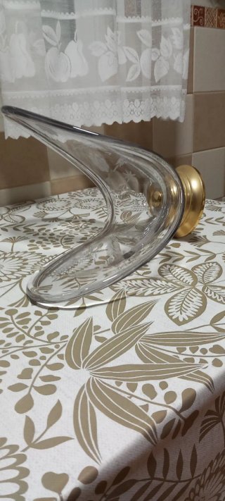 Centro de mesa vintage de cristal tallado con base