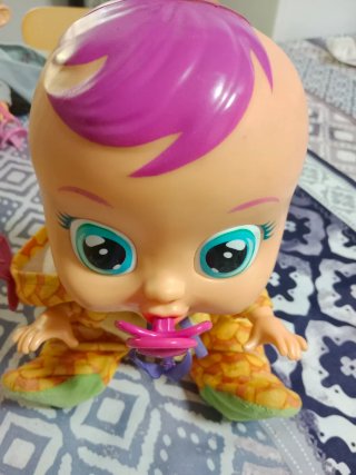 Bebé Llorón con chupete