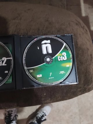 Los Éxitos del Año 2001 - 3 CDs