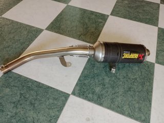 Akrapovic para Triumph Street Triple