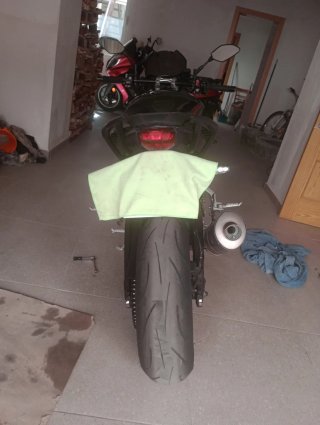 Akrapovic para Triumph Street Triple