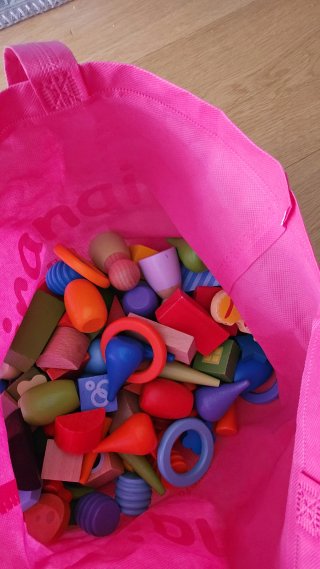 Juego de piezas de madera para niños