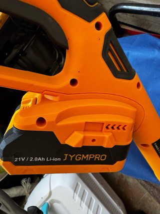 Tagliasiepi a Batteria Elettrica