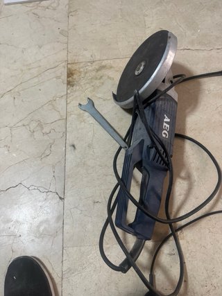 Radial AEG poco uso