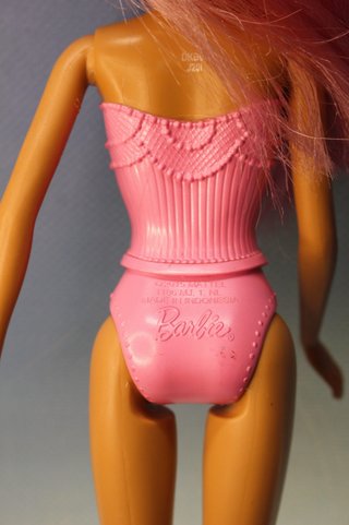 Muñeca Barbie Dreamtopia. Pelo rosa. Princesa. Mattel, 2015.