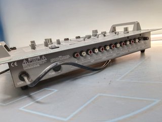 Mesa akiyama stereo mixer & equalizer  mx-4200