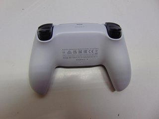 PS5 DIGITAL CON MANDO (182991)