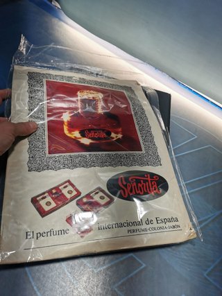 Libros y revista, especial Joan Miró, descatalogado