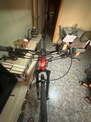 Bicicleta de Montaña Roja