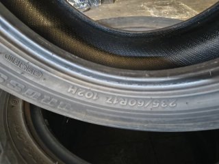 Neumático 235/60R17 102H
