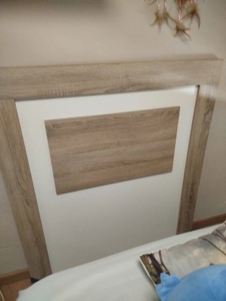 Cabecero de cama madera y blanco , cambrian