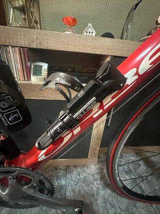 Bicicleta de carretera Orbea Roja, cuadro de carbo