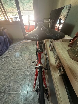 Bicicleta de carretera Orbea Roja, cuadro de carbo