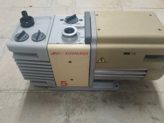 Bomba de vacío Edwards 5