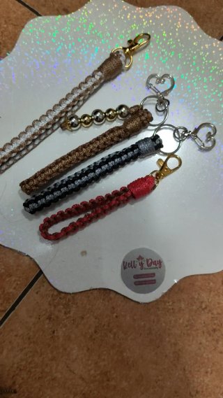 Llaveros artesanales hechos a mano