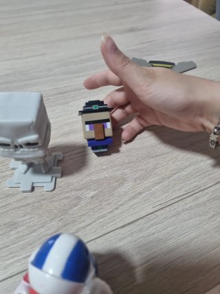 Figuras Minecraft: Esqueleto, Bruja y Abeja