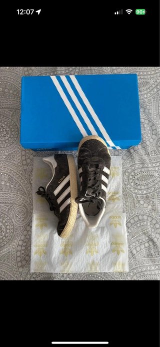 Zapatillas Adidas Gazelle Negras/Grises