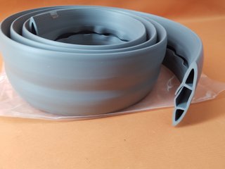 D-Line CC-2 Canaleta para Suelo Gris