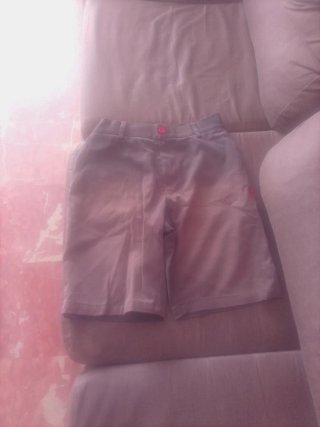 Pantalón corto gris Epla uniforme