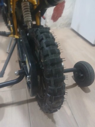 Moto infantil KRX 53 casi nueva
