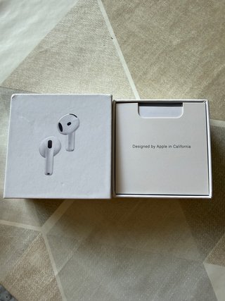 AirPods Pro 4 Blancos
