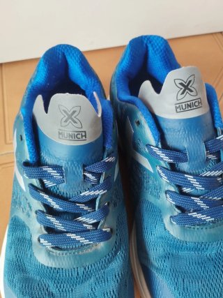 Zapatillas Munich Azul y Blanco